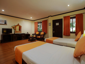 Paradise Garden Hotel and Convention Boracay Powered by ASTON