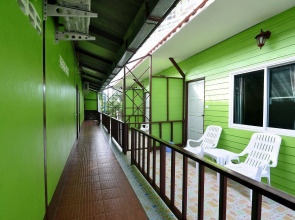 Phi Phi Sand Sea House