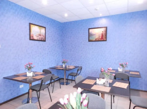 Отель Парус