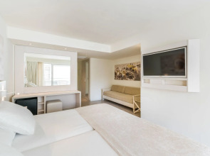 Iberostar Waves Cristina