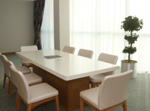 Grand Nur Plaza Hotel