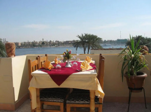 Nile Valley Hotel & Restaurant