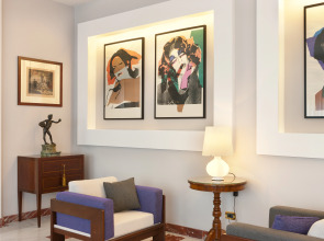 Отель Continental