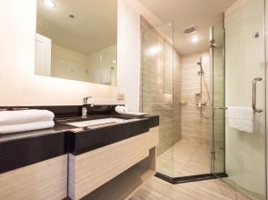 Somerset Park Suanplu Bangkok