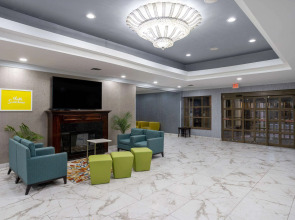 Days Hotel by Wyndham North Bergen NYC Area