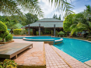 Phi Phi Andaman Beach Resort