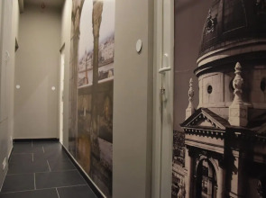 Hi5 Apartments - Parliament