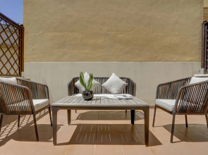 Colosseo Gardens - My Extra Home