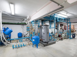 Airhostel Barcelona Airport 24h