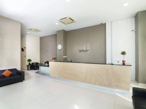 Golden View Serviced Apartment