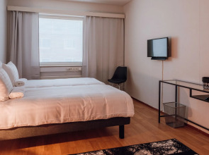 The Rooms Airport - 20Rooms