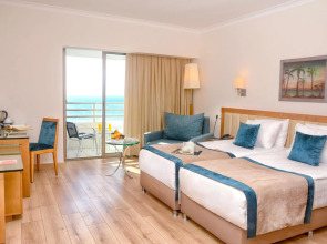 Korumar Deluxe Hotel