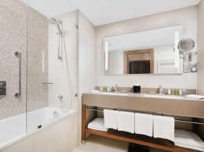 DoubleTree by Hilton Krakow Hotel & Convention Center