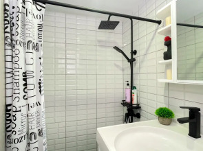 Dayker City на аллее Первой Маевки