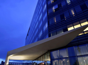 Отель Unahotels San Vitale Bologna