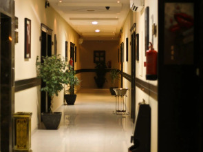 Rest Night Serviced Apartments - AL Nafal