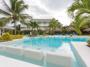 Grand Palladium Lady Hamilton Resort & Spa All Inclusive