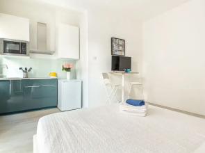 Alessia's Flat- Milano M3 Corvetto