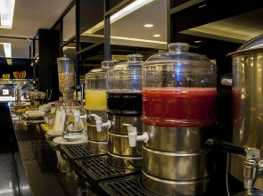 Américas Granada Hotel