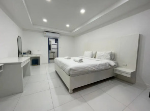 Collection O To The Sea Resort Thailand