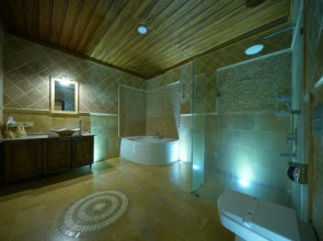 ShoeString Stone House