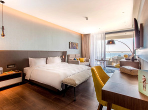 Radisson Blu Hotel, Larnaca