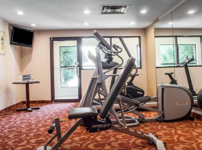 Quality Inn Buffalo Airport