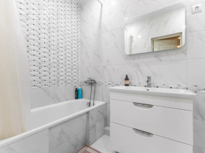 Aura на улице Братьев Темировых 69/1