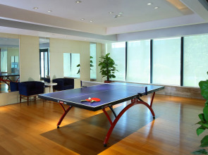 Fuyang International Trade Center Hotel