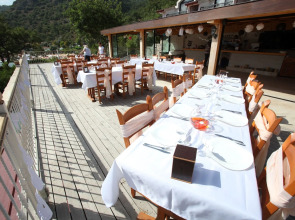 S3 Seahorse Beach Club & Hotel