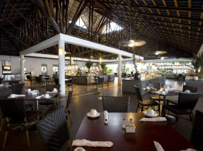 Playa Blanca Beach Resort - All Inclusive