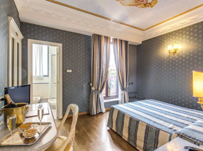 Hotel La Lumiere di Piazza di Spagna