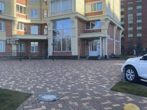 4 Ugla (Четыре угла) на Максима Горького 161