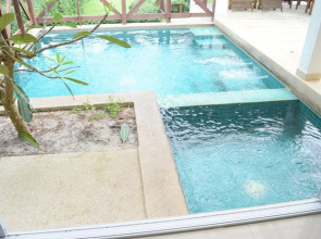 Coco Palm Beach Resort