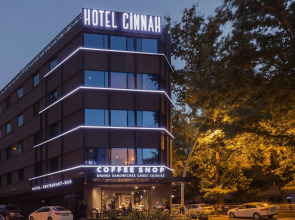Hotel Cinnah