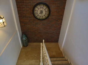 S3 Orange Exclusive Hotel