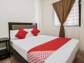 OYO 431 Apollo 11 Apartelle