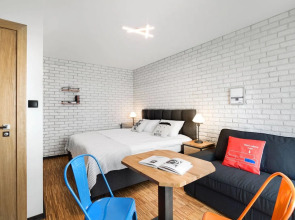 Well Well Aparthotel