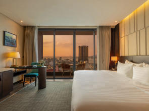 New Orient Hotel Danang