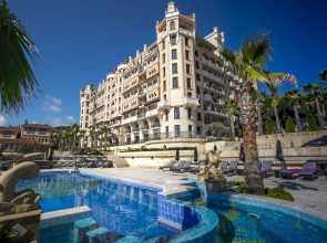 Royal Castle Design & SPA Hotel