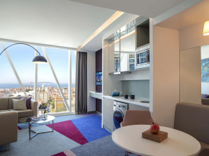 Burgu Arjaan by Rotana Hotel