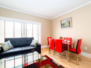 Ginosi Hudson Apartel