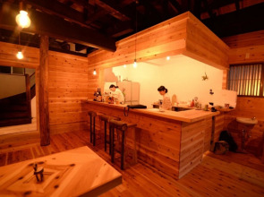 Hakone Guesthouse toi