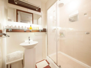 Centurion Hotel Residential Akasaka