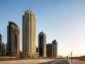 Wyndham Grand Doha West Bay Beach