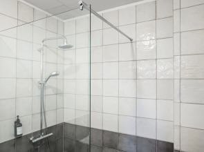 The Swan House by Heimaleiga