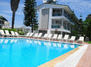 Clover Magic Altinkum Park Hotel