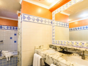 Апарт-отель BlueBay Beach Club