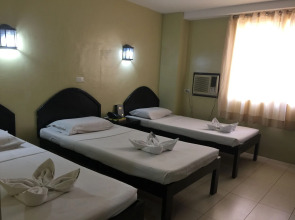 Sampaguita Suites Plaza Garcia