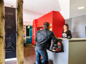 hotelF1 Paris Saint-Ouen - Marché aux Puces